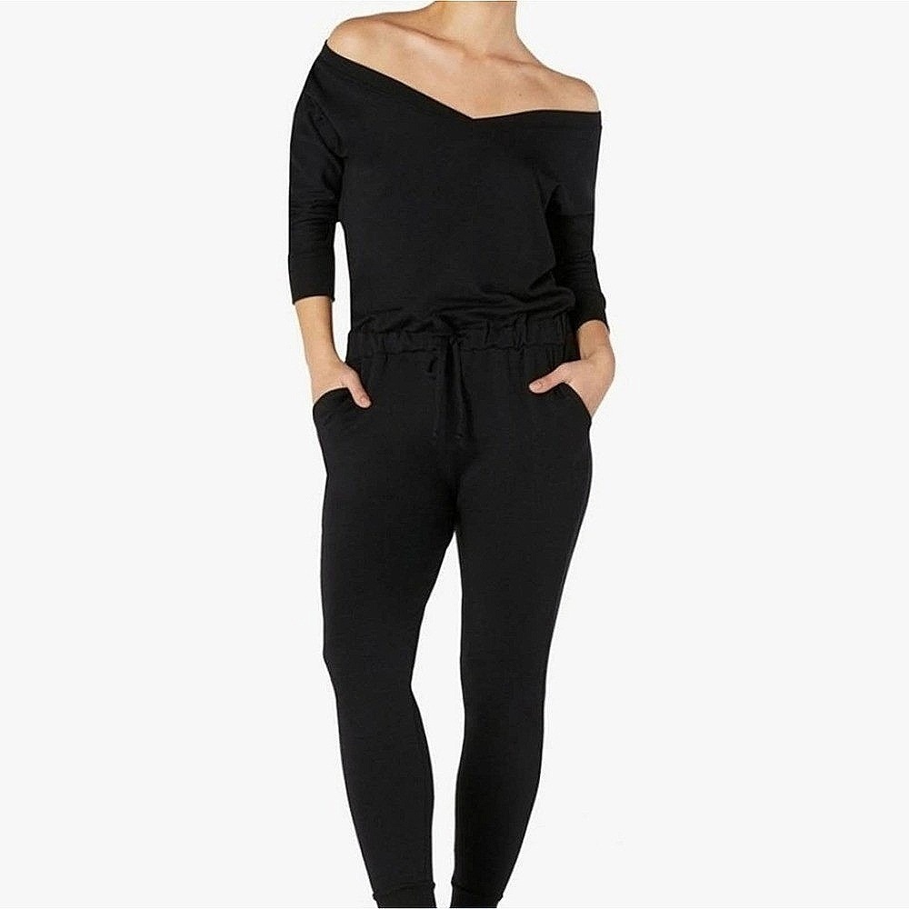 Beyond Yoga Cozy Fleece Jumpsuit Black Medium Long Sleeve V-Neck Jogger Jumpsuit